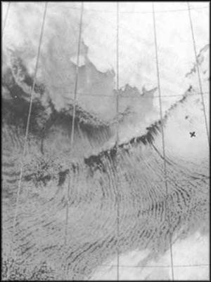 Figure 3. Cloud Streets Infrared
satellite image on 0552 - Click to Enlarge